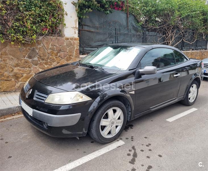 RENAULT Megane COUPECABR. LUXE PRIVILEGE 2.0 16v 2p.