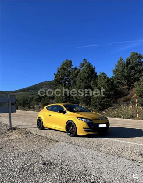 RENAULT Megane Coupe RS 2.0 16v 265 SS 3p.