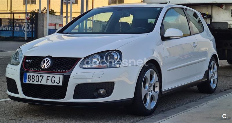 VOLKSWAGEN Golf 2.0 T FSI GTI