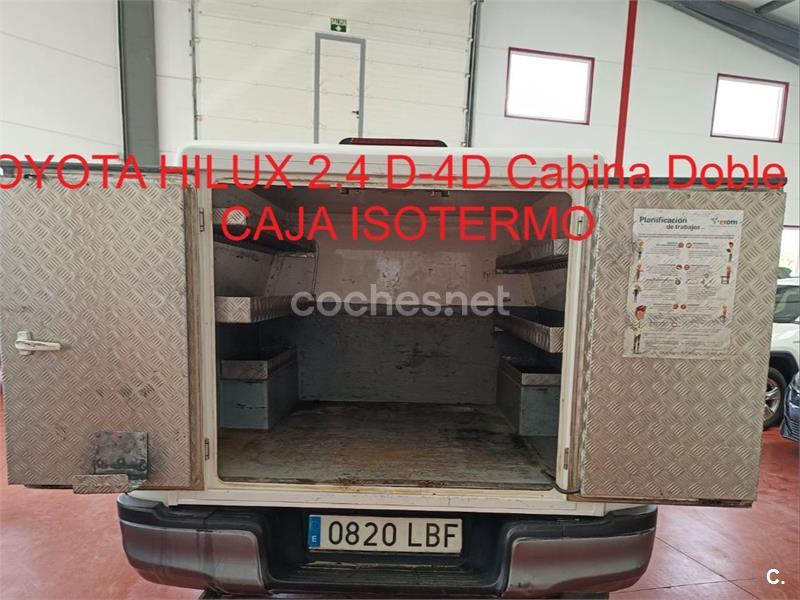 TOYOTA TOYOTA HILUX 2.4 D-4D Cabina Doble GX CAJA ISOTERMO