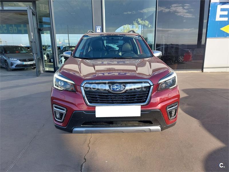 SUBARU Forester 2.0i Hybrid CVT Executive Plus