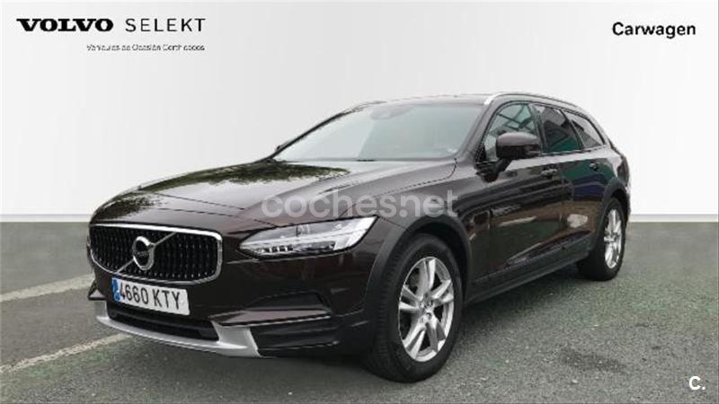 VOLVO V90 Cross Country 2.0 D4 AWD Pro Auto 5p.