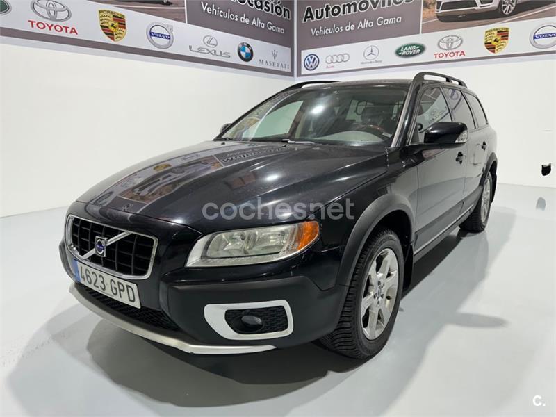 VOLVO XC70 D5 Momentum Auto