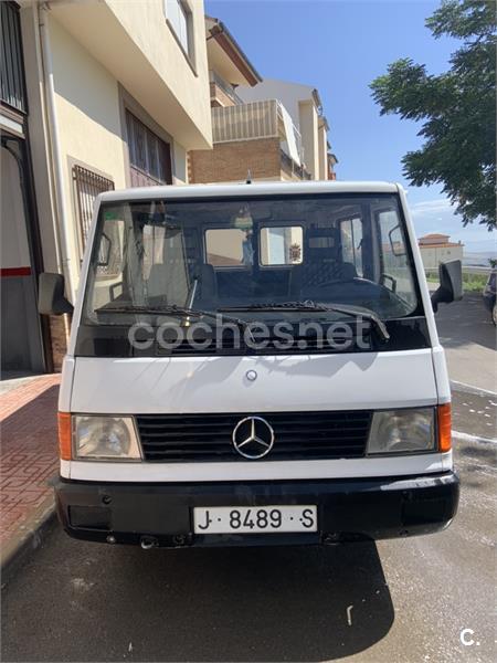 MERCEDES-BENZ 100D MB-100 COMBI I 4p.