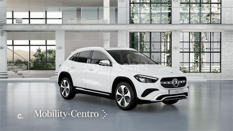 MERCEDES-BENZ GLA GLA 200 D