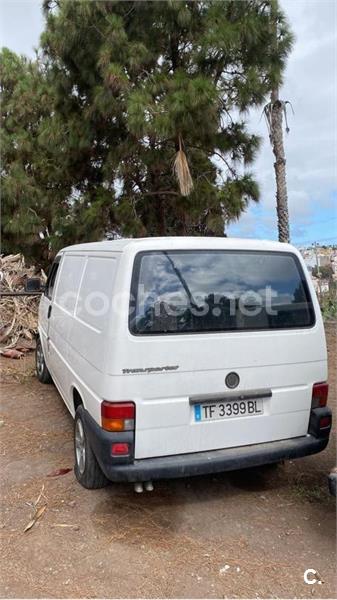 VOLKSWAGEN Transporter