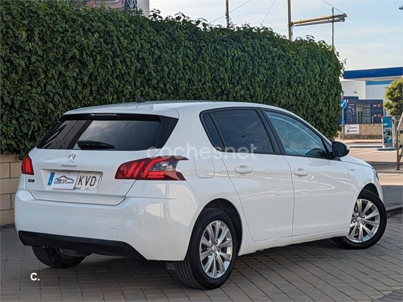 PEUGEOT 308 5p Style 1.5 BlueHDi 96KW 130CV 5p.