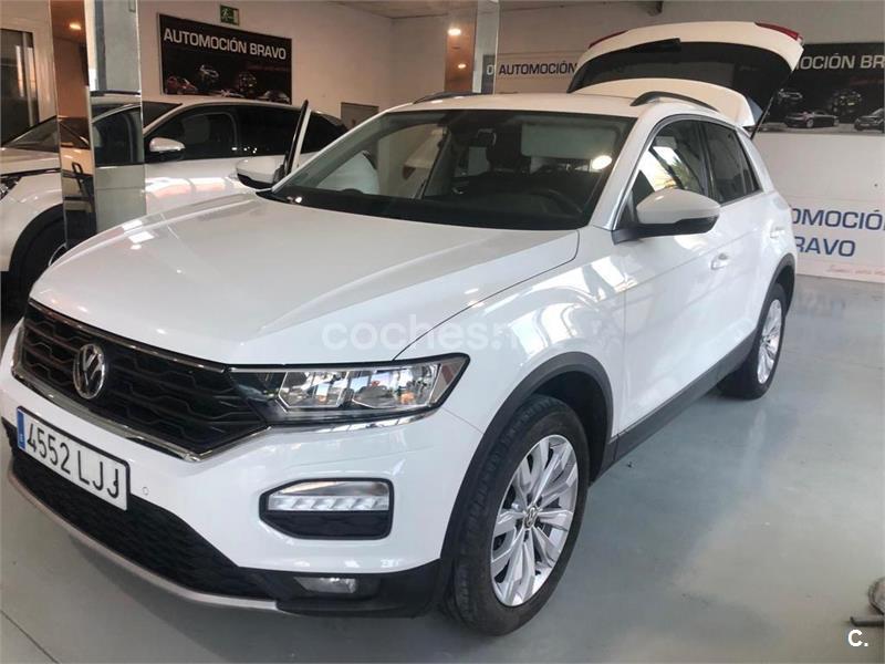 VOLKSWAGEN TRoc