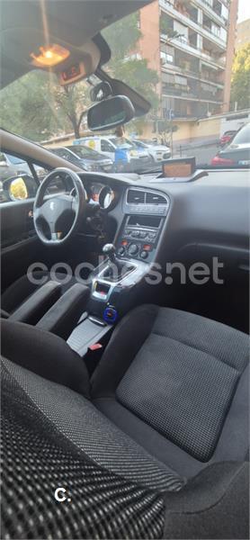 PEUGEOT 5008 Allure 2.0 HDI 150 FAP 5p.