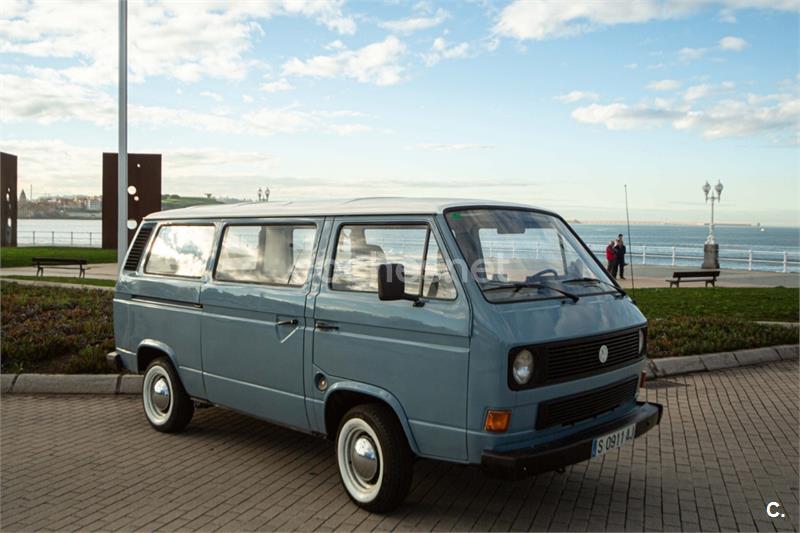 VOLKSWAGEN Transporter TRANSP. KOMBI9 1.9TD 2920