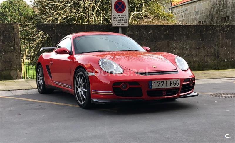 PORSCHE Cayman