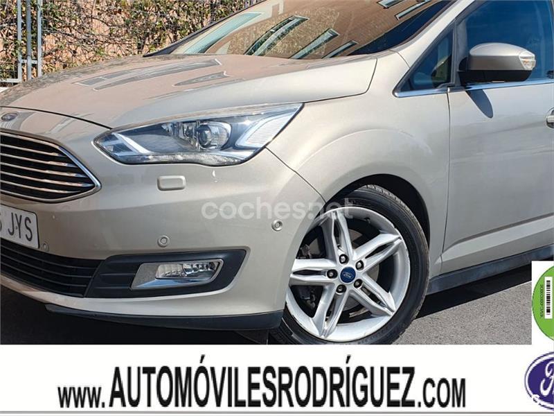 FORD Grand CMax 1.0 EcoBoost Titanium