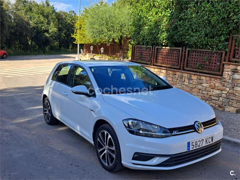 VOLKSWAGEN Golf Advance 1.0 TSI