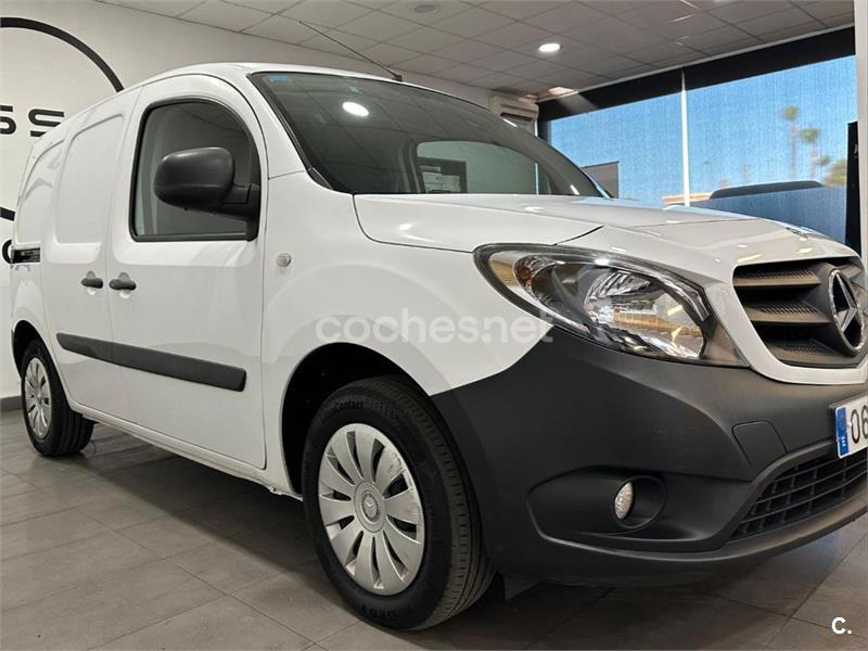 MERCEDES-BENZ Citan 109 CDI Furgon Largo 4p.