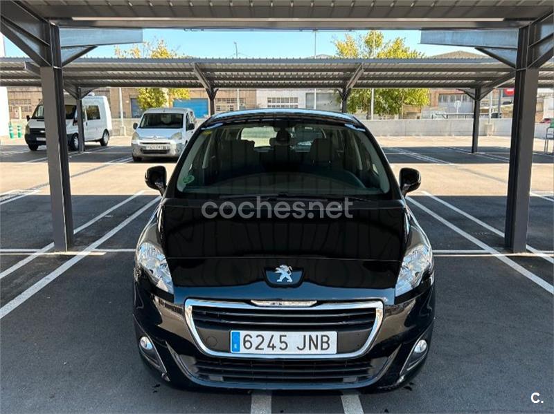 PEUGEOT 5008 Active 1.6 BlueHDi 120 FAP