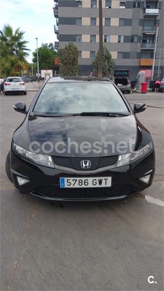 HONDA Civic 1.8 iVTEC Sport