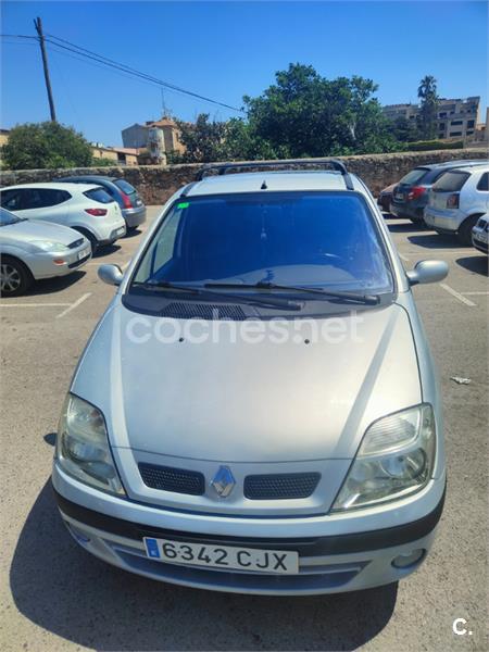 RENAULT Scenic CONFORT DYNAMIQUE 1.9DCI 5p.