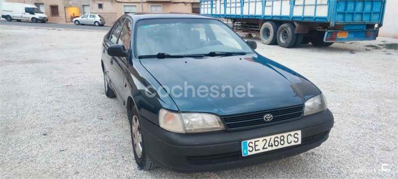 TOYOTA Carina E