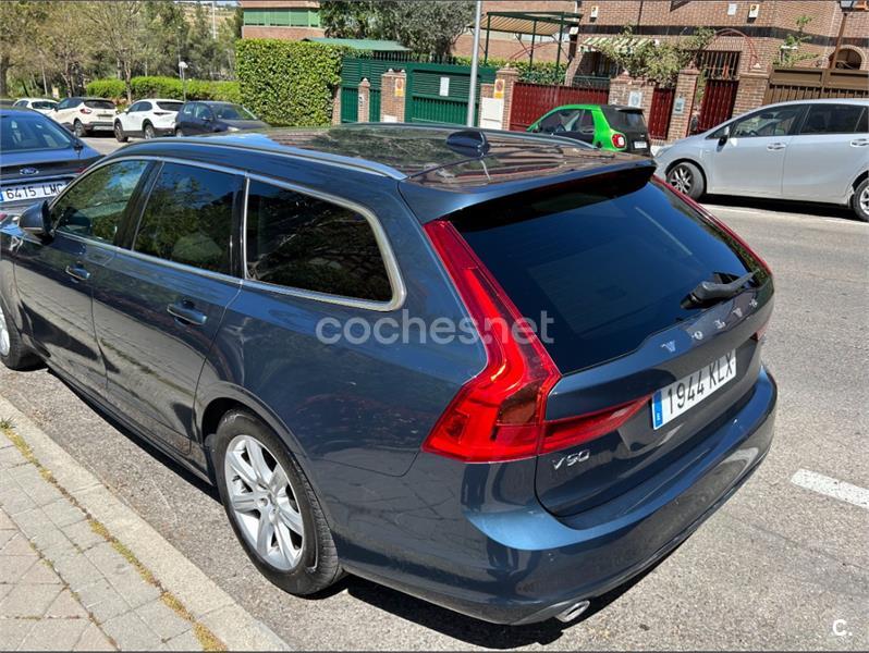 VOLVO V90 2.0 D4 Momentum Auto 5p.