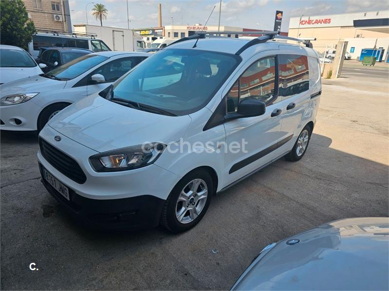 FORD Tourneo Courier 1.5 TDCi Ambiente