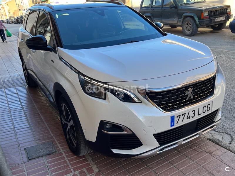 PEUGEOT 5008 GTLine 1.2L PureTech SS