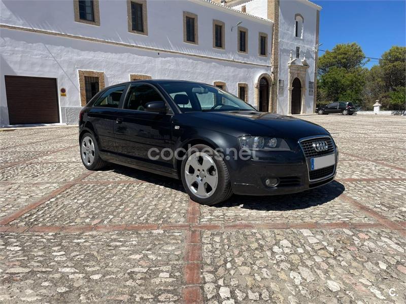 AUDI A3 2.0 TDI DSG Attraction DPF 3p.