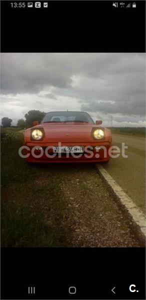 PORSCHE 944