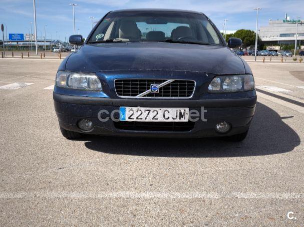 VOLVO S60 2.4D Momentum 4p.