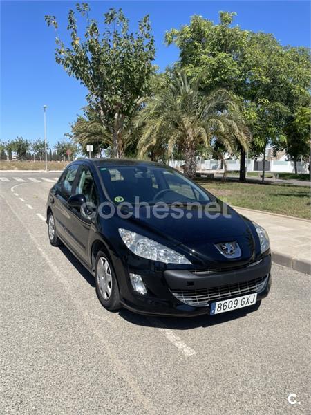 PEUGEOT 308 Confort 1.6 HDI 90 5p.