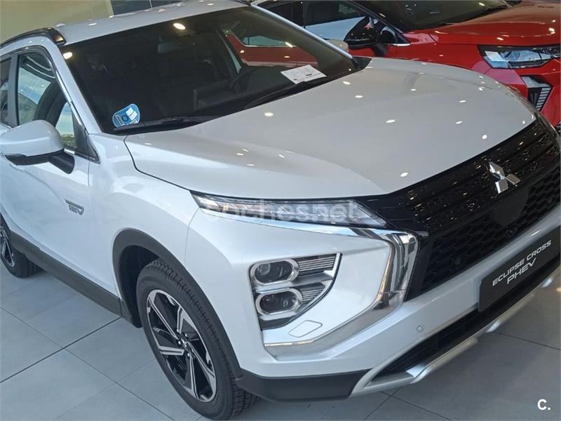 MITSUBISHI Eclipse Cross 2.4 PHEV Kaiteki Auto 4WD