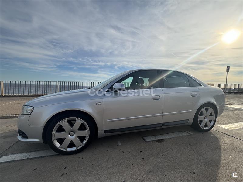 AUDI S4 4.2 quattro tiptronic