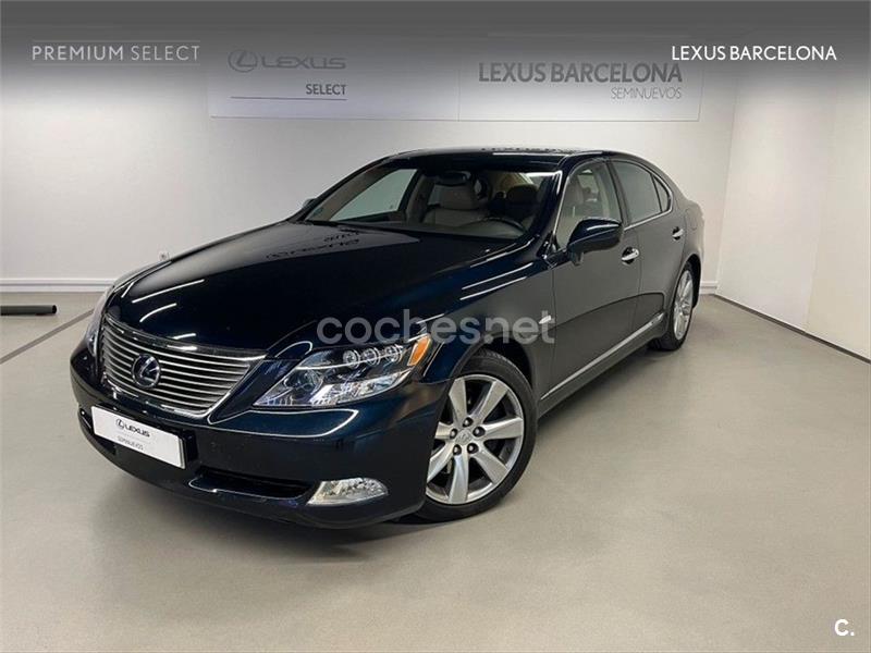 LEXUS LS600h Corto Ambassador