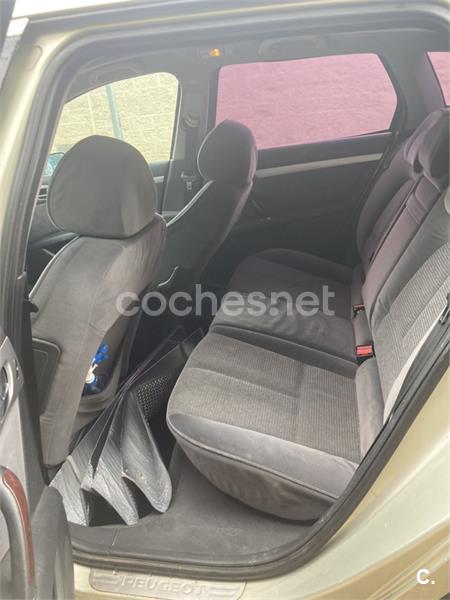 PEUGEOT 407 SW ST Confort Pack 2.0 HDi 136