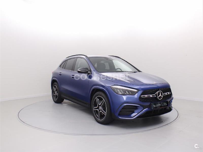 MERCEDES-BENZ GLA GLA 220 D 4MATIC 5p.