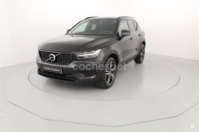 VOLVO XC40 2.0 T4 RDesign Auto