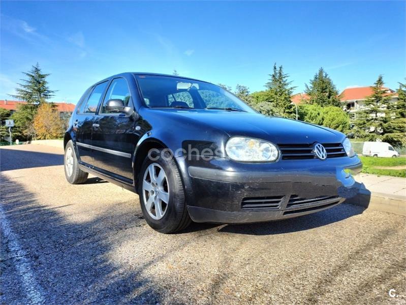 VOLKSWAGEN Golf 1.9 TDI CONCEPTLINE 5p.