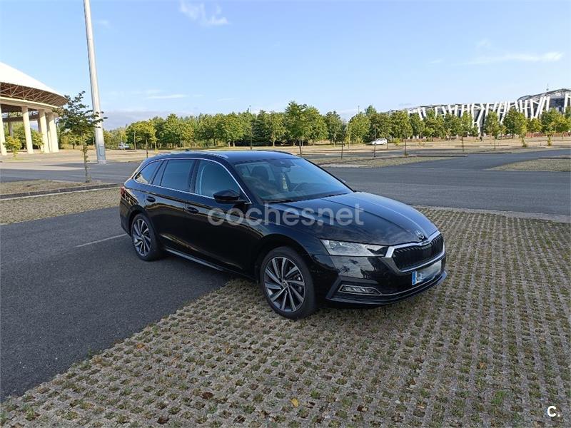 SKODA Octavia Combi 1.5 TSI DSG mHEV Style