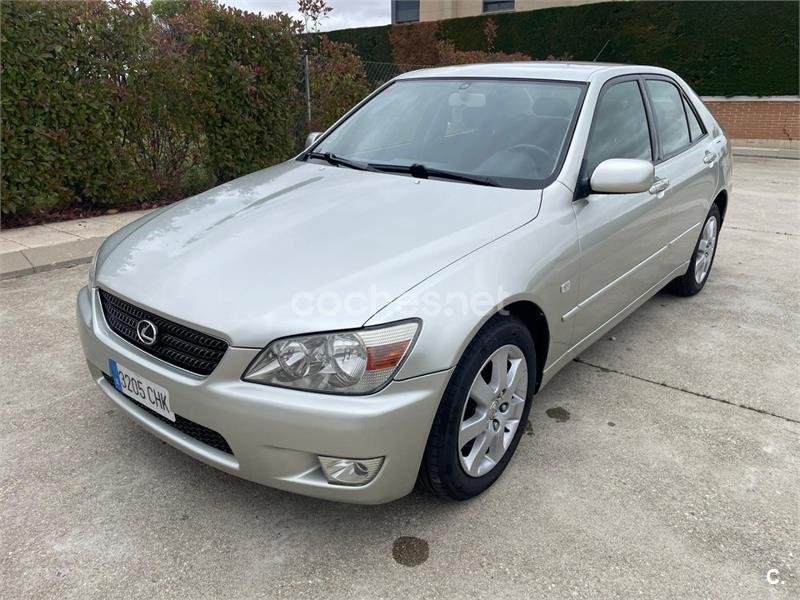 LEXUS IS200 2.0 Auto Premium 4p.