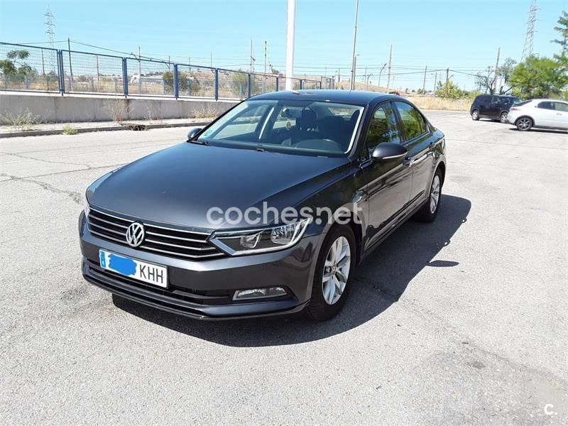 VOLKSWAGEN Passat Advance 1.6 TDI 88kW 120CV 4p.