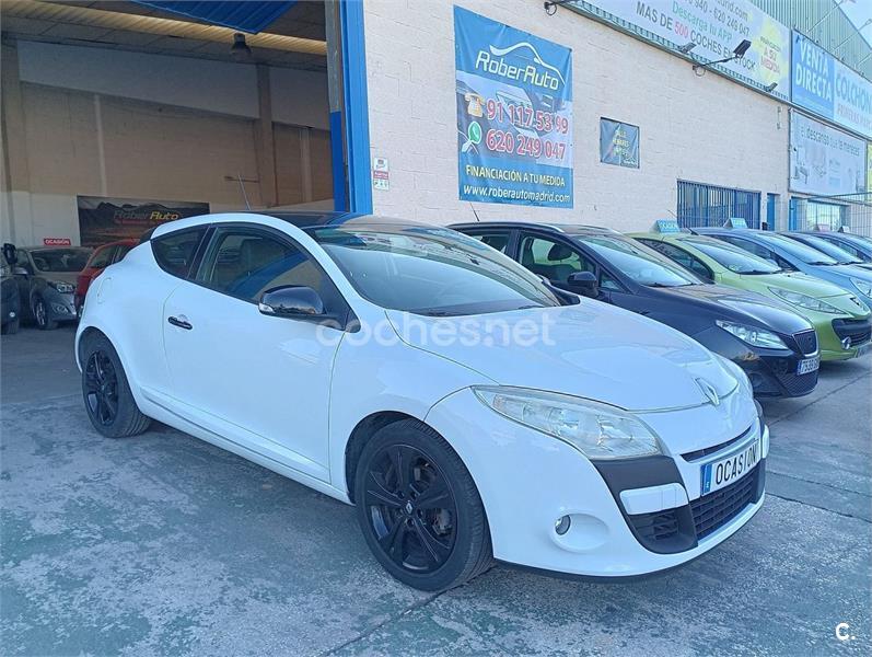 RENAULT Megane Dynamique 1.6 16v 110cv 3p.