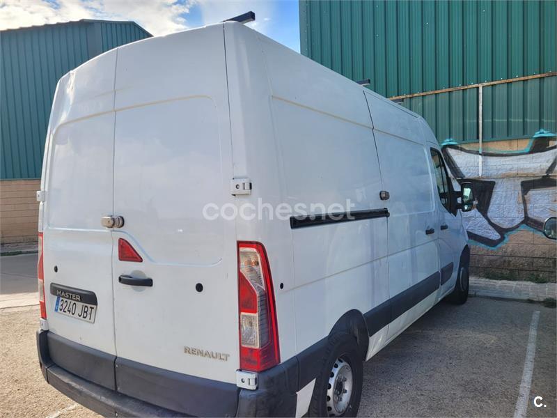 RENAULT Master Chasis D.Cab Caja 3500 Largo 2.5dCi 120 4p.