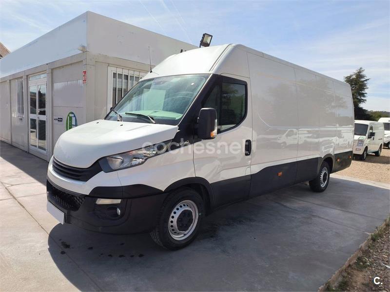 IVECO Daily 2.3 TD 35S 14 A8 V 4100H2 Internacional