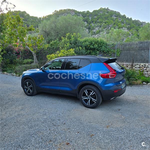 VOLVO XC40 2.0 T5 AWD RDesign Auto 5p.