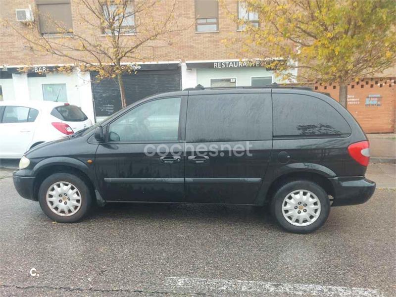 CHRYSLER Voyager