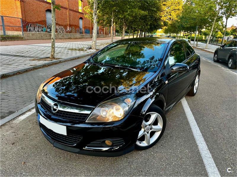 OPEL Astra GTC 1.9 CDTi 120 CV Cosmo