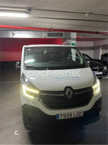 RENAULT Trafic