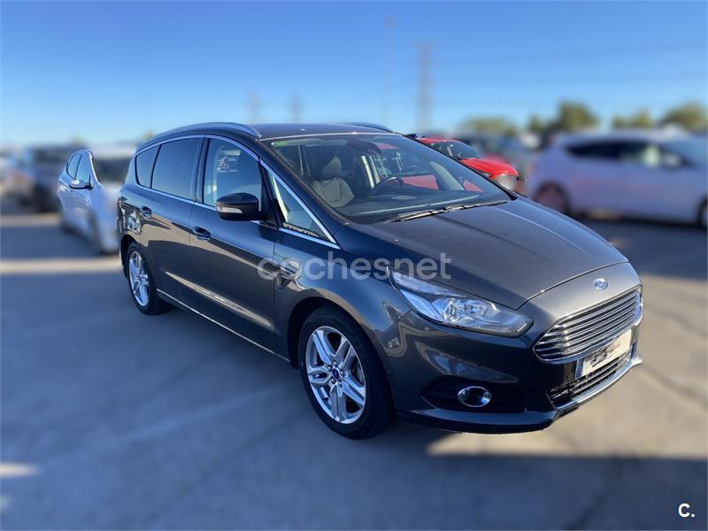 FORD S-MAX 2.0 TDCi Titanium PowerShift