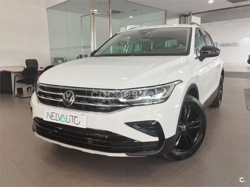 VOLKSWAGEN Tiguan Urban Sport 2.0 TDI DSG