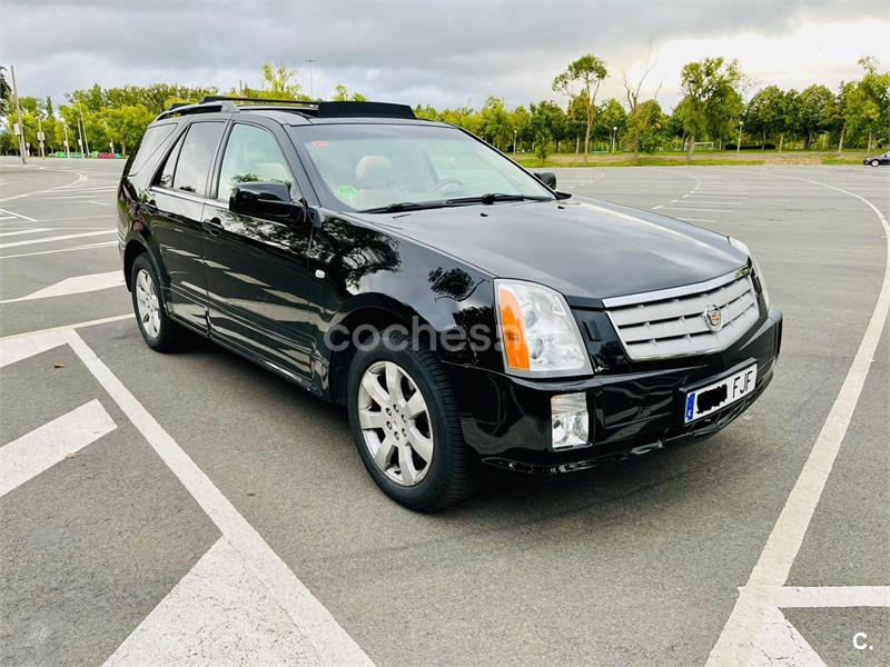 CADILLAC SRX 4.6 V8 Sport Luxury