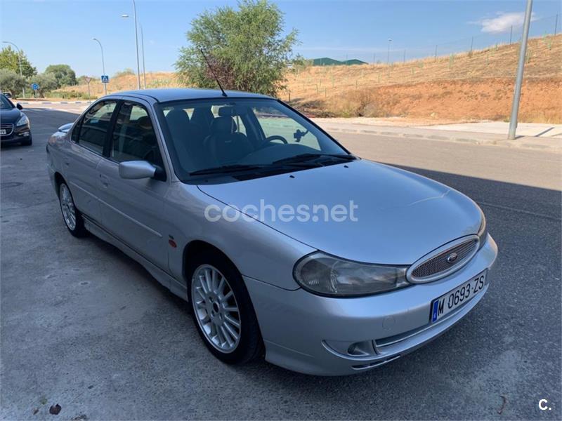 FORD Mondeo 2.5I V6 ST200